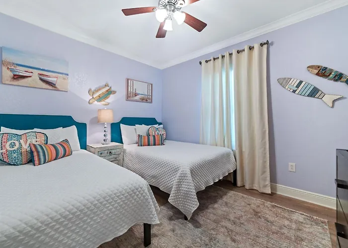 Crystal Shores West Unit 1402 Holiday home Gulf Shores